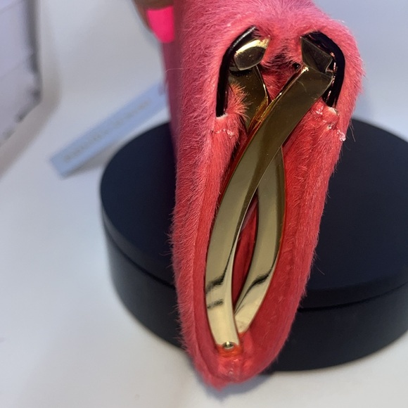 BNWT France’s Valentine Kiss lock - Picture 4 of 11